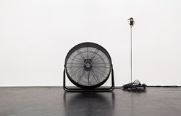 Ulrike Königshofer „wind, recorded“, 2015, Ausstellungsansicht Halle für Kunst & Medien, Graz, 2015; Foto: Ulrike Königshofer